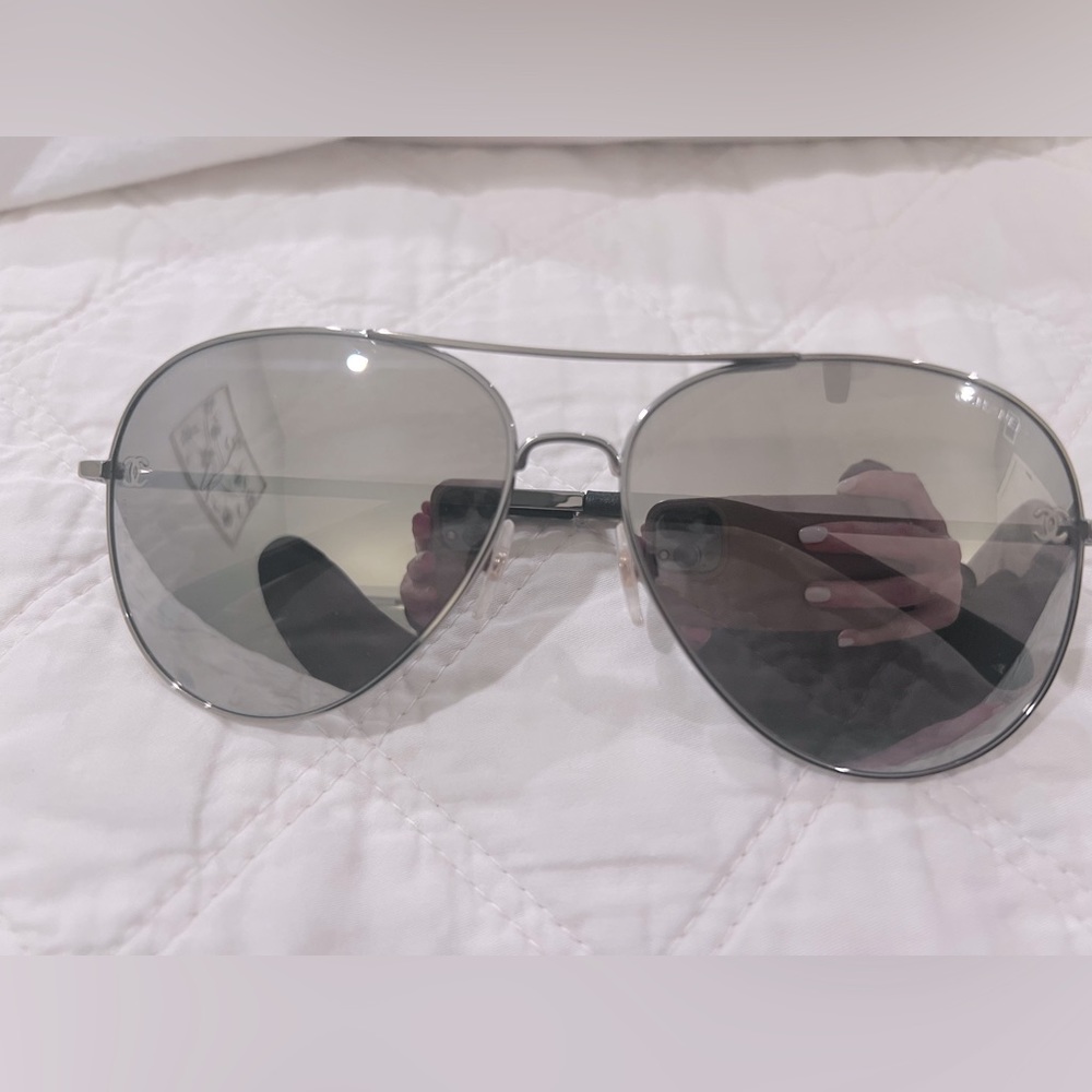 Flawless aviator Chanel sunglasses